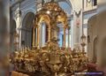 Moncada saca en procesión la custodia del Corpus, una joya de la orfebrería