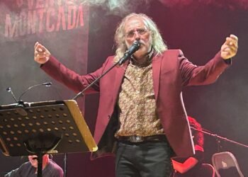 ‘Llach Gener 76’ conecta emocionalment en la inauguració del Festival Veles e Vents