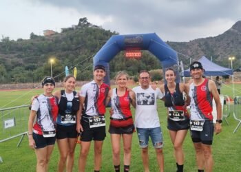 Inés y Susana de Club Tospetrail suben al podio del Trail Nocturno de la Vall d’Uixò