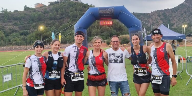 Inés y Susana de Club Tospetrail suben al podio del Trail Nocturno de la Vall d’Uixò