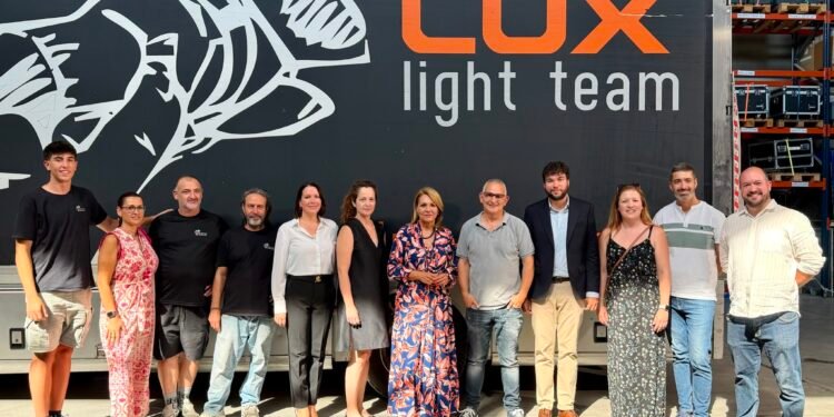 La vicepresidenta del Consell, Susana Camarero, visita la cooperativa Covalfilm