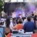Un públic jove entregat a Ginestà diu adeu al Festival Veles e Vents 2026