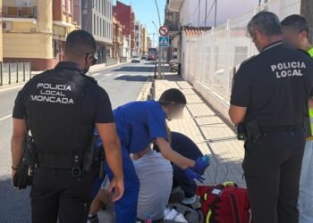 La caída de otro varón de mediana edad en la calle eleva el número de percances
