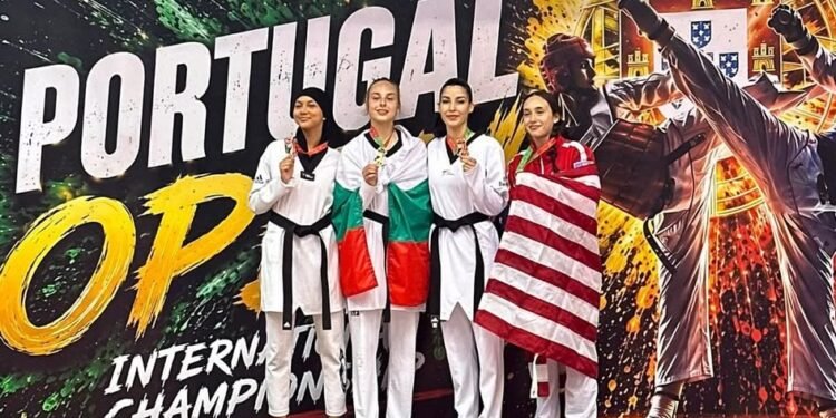El Club Taekwondo Moncada se cuelga tres medallas en el Open de Portugal
