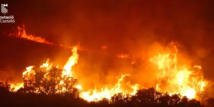 Incendio forestal en la Calderona: Moncada envía un equipo de apoyo a Gátova