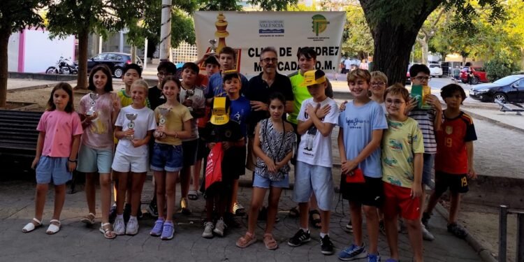 Éxito del torneo de ajedrez infantil