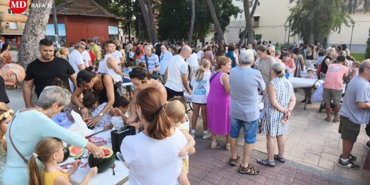 La Nit de Fanalets il·lumina Montcada