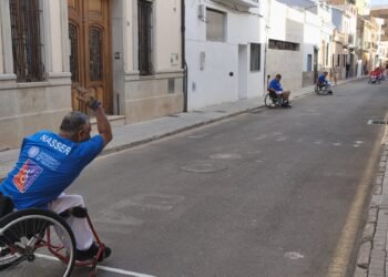 Moncada | La pilota valenciana viu una jornada d’esport inclusiu i raspall femeni