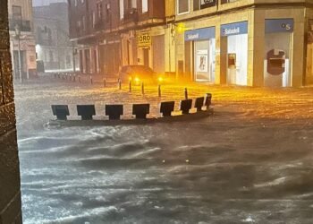 Última Hora Moncada: Una brutal tromba de agua causa inundaciones en bajos