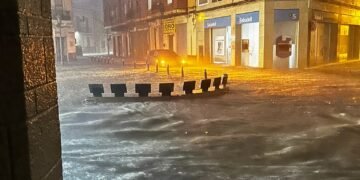 Última Hora Moncada: Una brutal tromba de agua causa inundaciones en bajos