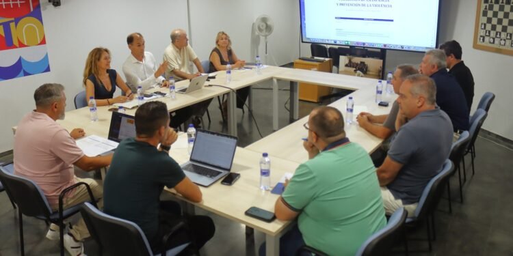 Generalitat y Federación avanzan en la erradicación de la violencia en el fútbol base