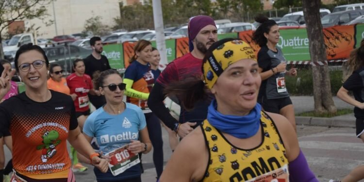 Club Dinosauris adelanta la carrera al 22 de noviembre para evitar la jornada electoral