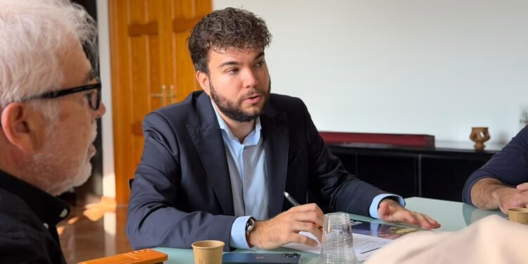 Gonzalvo destaca la «gestión, cordura y hechos» en sus 100 días de gobierno