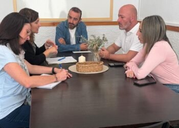 Ayuntamiento y colegio San José tejen alianzas para acercar la UE al alumnado