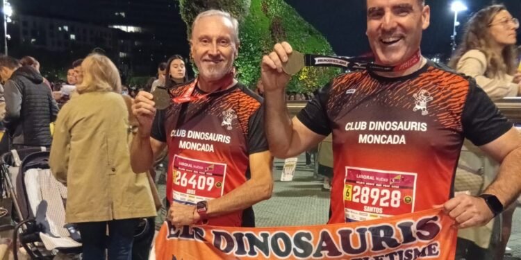 El club Atletisme Dinosauris de Moncada participa en la Bilbao Night Running
