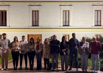 Minuto de silencio en Moncada por el trágico accidente de tren en Toledo