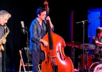 CMS Trio amb Perico Sambeat, Javier Colina y Marc Miralta hui al Montcajazz